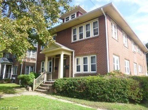3-689 Schiller Ave, Akron, OH, 44310-3056 | Card Image