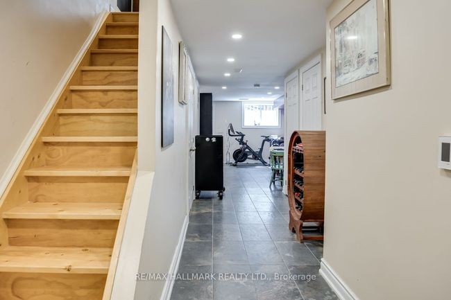 223 Wallace Ave, House attached with 5 bedrooms, 3 bathrooms and 1 parking in Toronto ON | Image 26