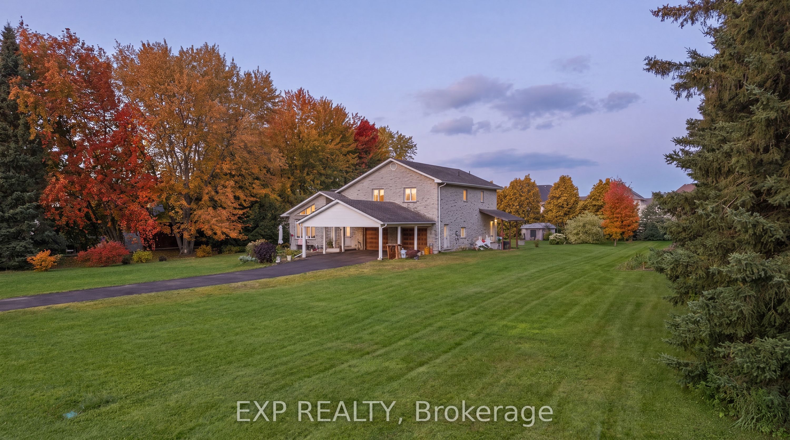 Residential in Centre Wellington 5