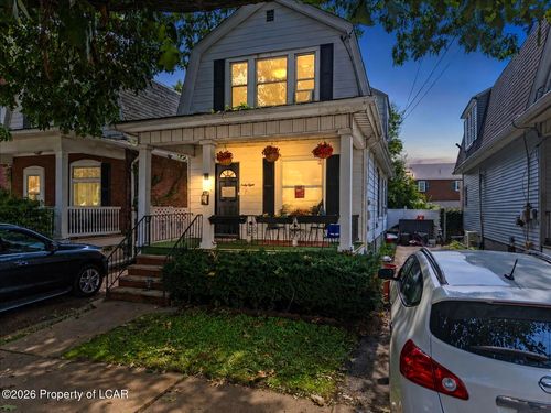 48 1st Ave, Kingston, PA, 18704-5712 | Card Image