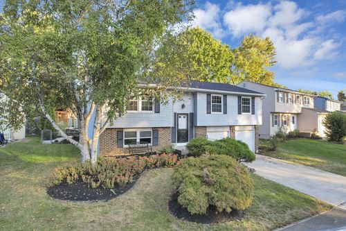 6352 Hibiscus Ct, Westerville, OH, 43081-3715 | Card Image