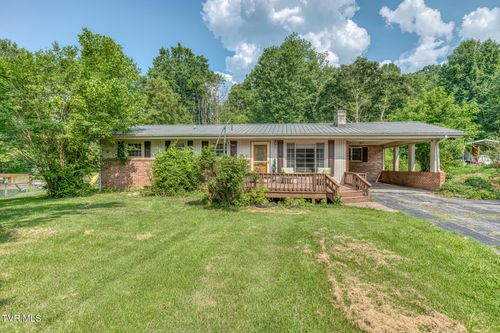 224 Meadow Dr, Bristol, TN, 37620-8334 | Card Image