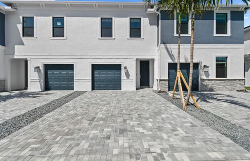 52-10-7646 Sw Lucy Ln, Stuart, FL, 34997-7364 | Card Image