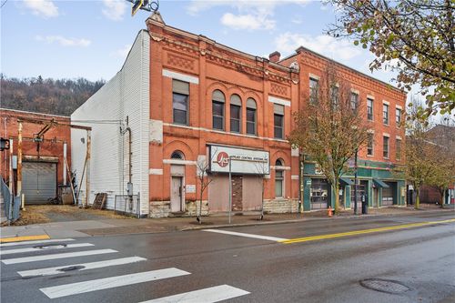 424 S Main St, Wabash, PA, 15220-5514 | Card Image