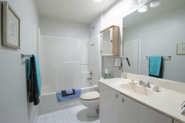 8285 Fresh Crk, Condo with 2 bedrooms, 2 bathrooms and null parking in West Palm Beach FL | Image 10