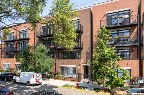 unit-2-3130 W Walton St, CHICAGO, IL, 60622-8188 | Card Image