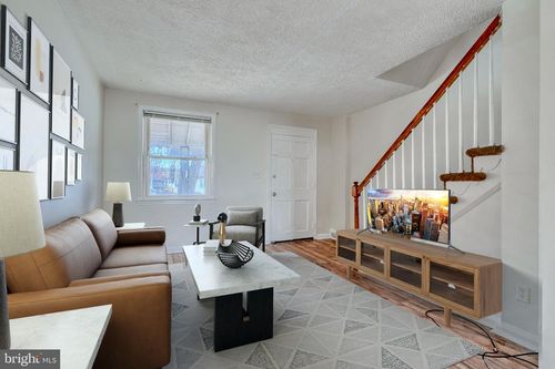 6321 Brown Ave, BALTIMORE, MD, 21224-6130 | Card Image