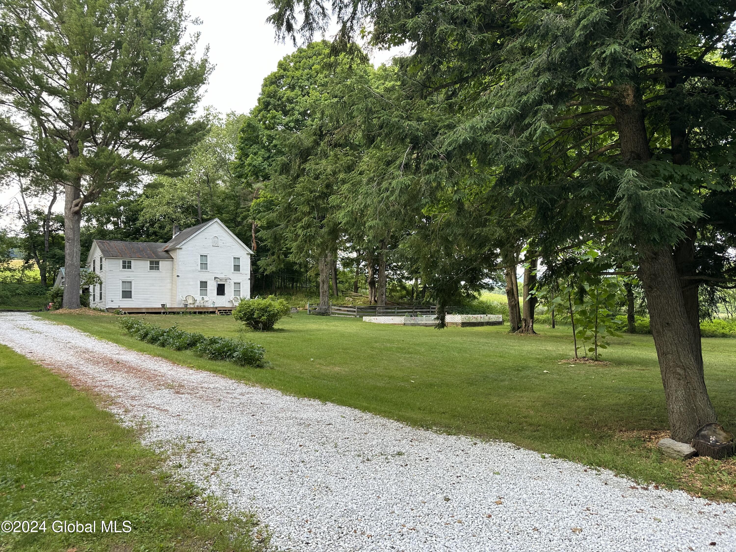 Lovers Ln, New Lebanon, NY 12125