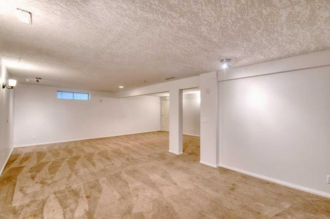 321 Douglas Ridge Pl Se, House detached with 3 bedrooms, 2 bathrooms and 2 parking in Calgary AB | Image 40