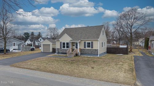 6 Moreau Dr, South Glens Falls, NY, 12803-4940 | Card Image