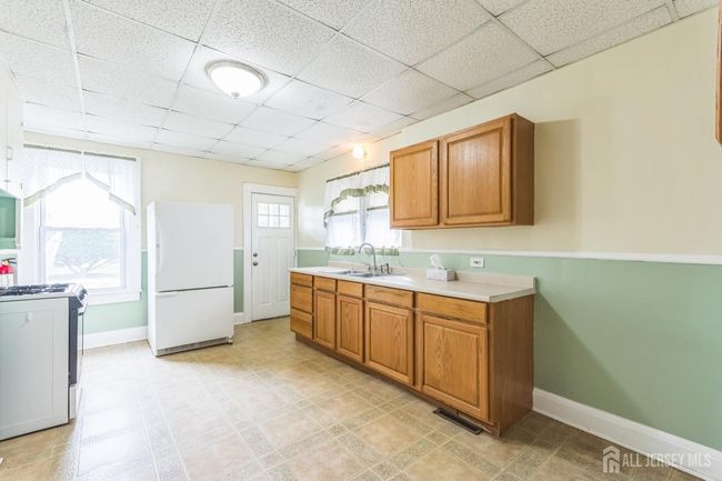 55 Leland Ave, House other with 3 bedrooms, 2 bathrooms and null parking in Plainfield NJ | Image 7