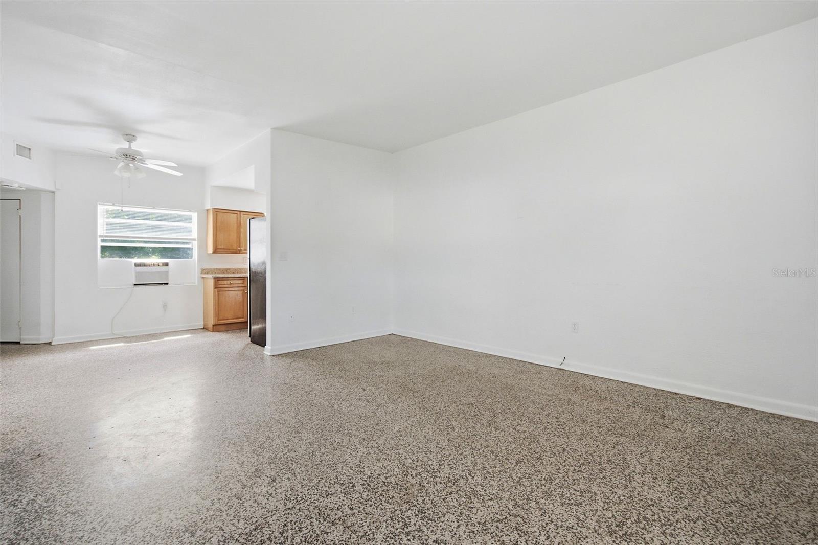 Residential Lease in CASSELBERRY 4