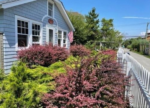 40 Bungalow Walk, Ocean Beach, NY, 11770-2009 | Card Image