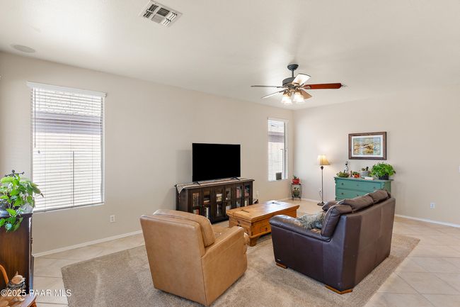METICULOUSLY MAINTAINED HOME | Image 13