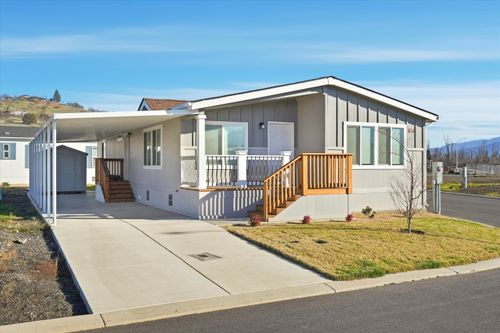 197-300 Luman Rd, Phoenix, OR, 97535-9719 | Card Image