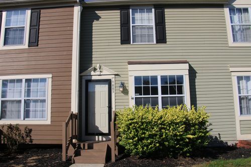 25c-4885 Stoneybrook Blvd, Hilliard, OH, 43026-9368 | Card Image