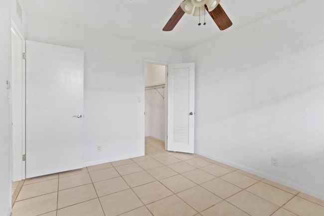APT-367 - 4500 N Federal Hwy, Condo with 2 bedrooms, 2 bathrooms and null parking in Lighthouse Point FL | Image 4