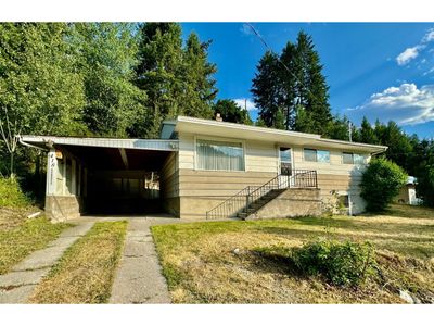 418 Dundee St, House other with 3 bedrooms, 2 bathrooms and null parking in Greenwood BC | Image 1