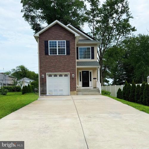 29 Hilltop Rd, FEASTERVILLE TREVOSE, PA, 19053-6323 | Card Image