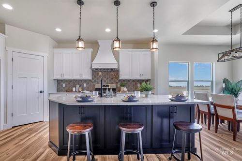 1008 23rd Ave E, Jerome, ID, 83338-4945 | Card Image