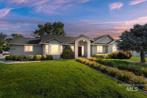 4202 E Park Ridge Dr, Nampa, ID, 83687-8755 | Card Image