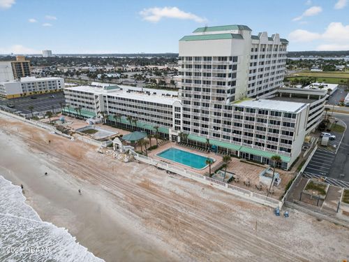 921-2700 N Atlantic Ave, Daytona Beach, FL, 32118-3005 | Card Image