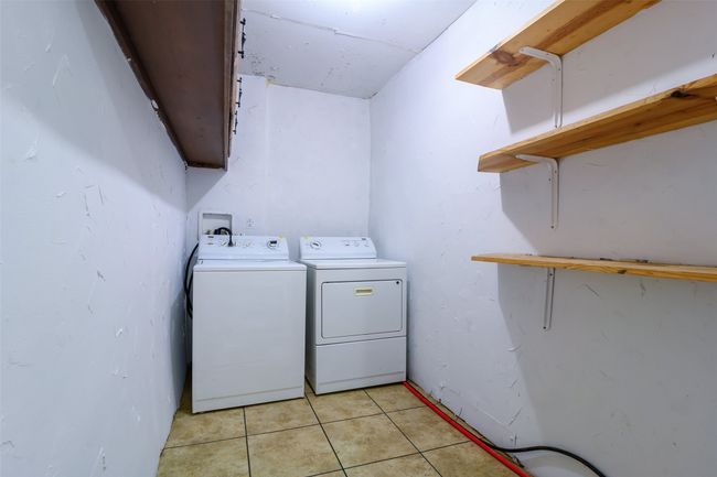 832 Cherry St, House other with 3 bedrooms, 2 bathrooms and null parking in Wolfe City TX | Image 28