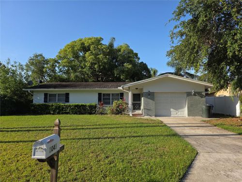 2045 Summit Dr, DUNEDIN, FL, 34698-3654 | Card Image