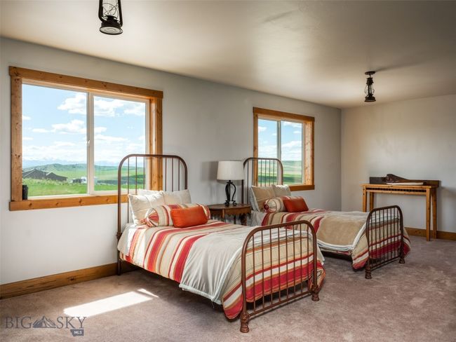 Bonus room - bunk room | Image 34