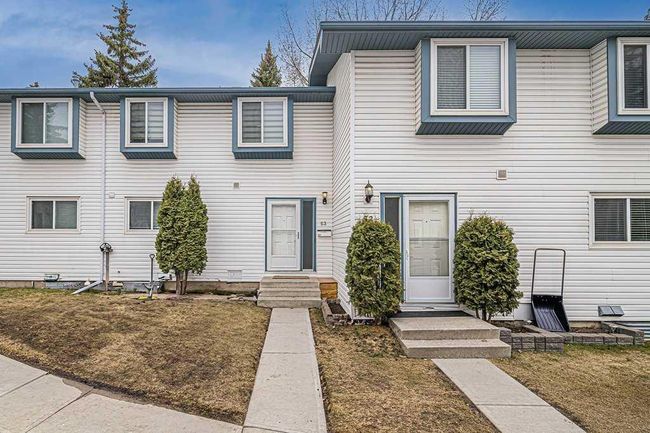 53 - 4810 40 Avenue Sw, Home with 4 bedrooms, 1 bathrooms and 1 parking in Calgary AB | Image 1