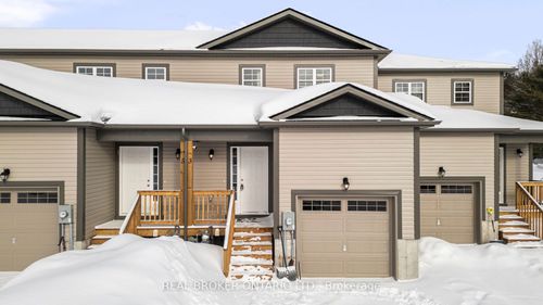 3 Mcconnell Cres, Bracebridge, ON, P1L0N7 | Card Image