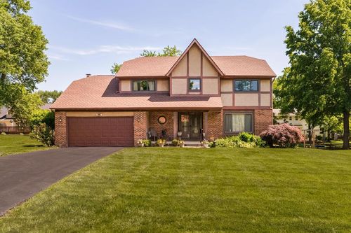 10233 N Crosset Hill Dr, Pickerington, OH, 43147-8945 | Card Image