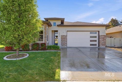 9516 S Blue Oak Ave, Kuna, ID, 83634-5585 | Card Image