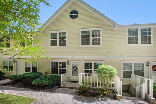 apt-25-633 Danbury Rd, Ridgefield, CT, 06877-2723 | Card Image