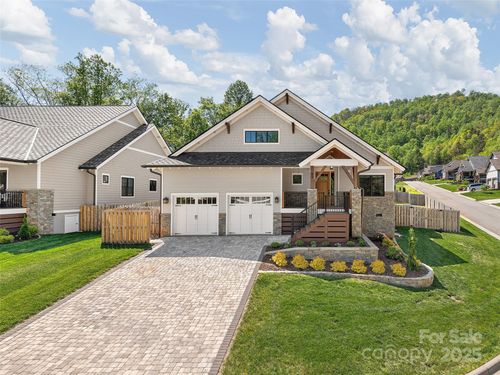 60 Starwood Valley Trl, Arden, NC, 28704-1146 | Card Image