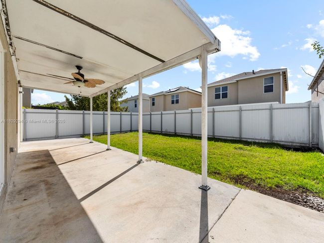 619 Ne 5 Th St, House other with 5 bedrooms, 3 bathrooms and null parking in Florida City FL | Image 34