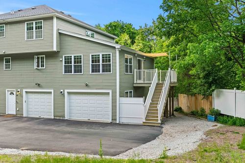 24-24 Bartlett Ave, Chelmsford, MA, 01824-2938 | Card Image