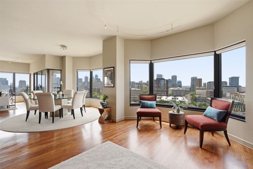1606-3030 Mckinney Ave, Dallas, TX, 75204-2450 | Card Image