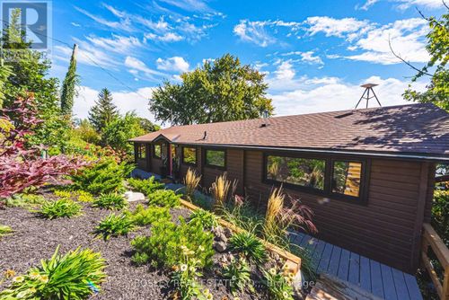 101 Lighthouse Drive, Haldimand (Dunnville), ON, N1A2W6 | Card Image