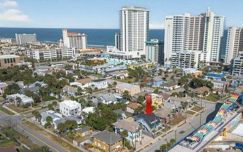 611-609-611 Ora St, DAYTONA BEACH, FL, 32118-4143 | Card Image