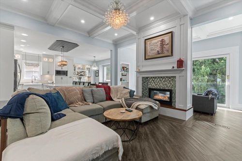 7257 Bryant Pl, Chilliwack, BC, V4Z1K4 | Card Image
