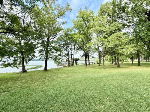 204 E Shore Dr, Russellville, AR, 72802-8512 | Card Image