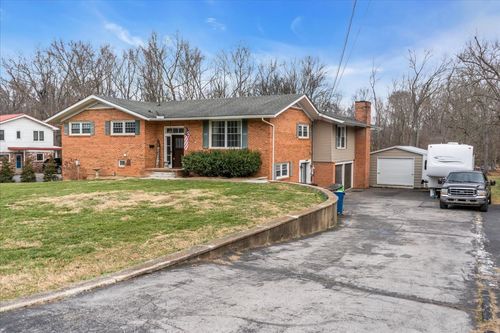 1007 Sycamore Dr, Manchester, TN, 37355-2061 | Card Image