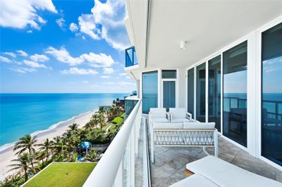 807N - 6051 N Ocean Dr, Condo with 2 bedrooms, 2 bathrooms and null parking in Hollywood FL | Image 3