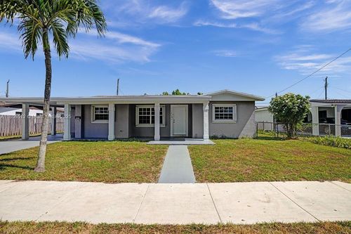 10451 Sw 150th Ter, Miami, FL, 33176-7769 | Card Image