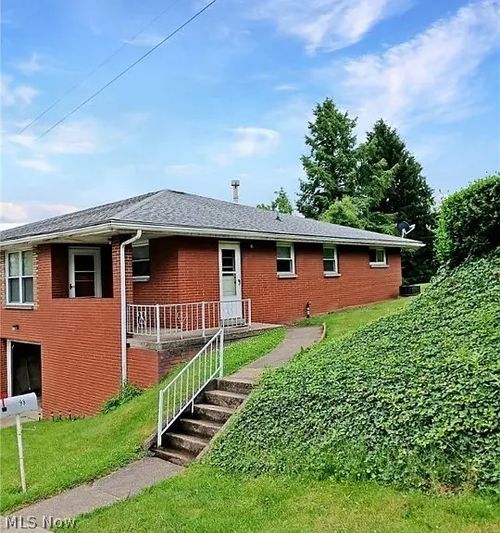 98 Summers St, Weirton, WV, 26062-3341 | Card Image