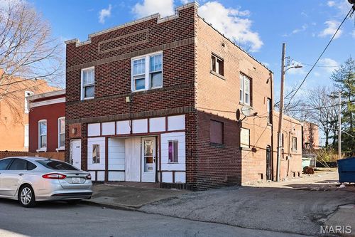 3742 California Ave, Saint Louis, MO, 63118-3814 | Card Image