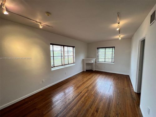 apt-3-1535 Meridian Ave, Miami Beach, FL, 33139-3430 | Card Image