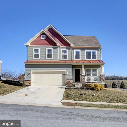 518 Evangeline Dr, WAYNESBORO, PA, 17268-7910 | Card Image