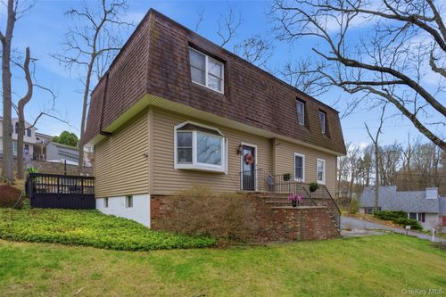 2 Olympus Rd, Highland Mills, NY, 10930-2921 | Card Image